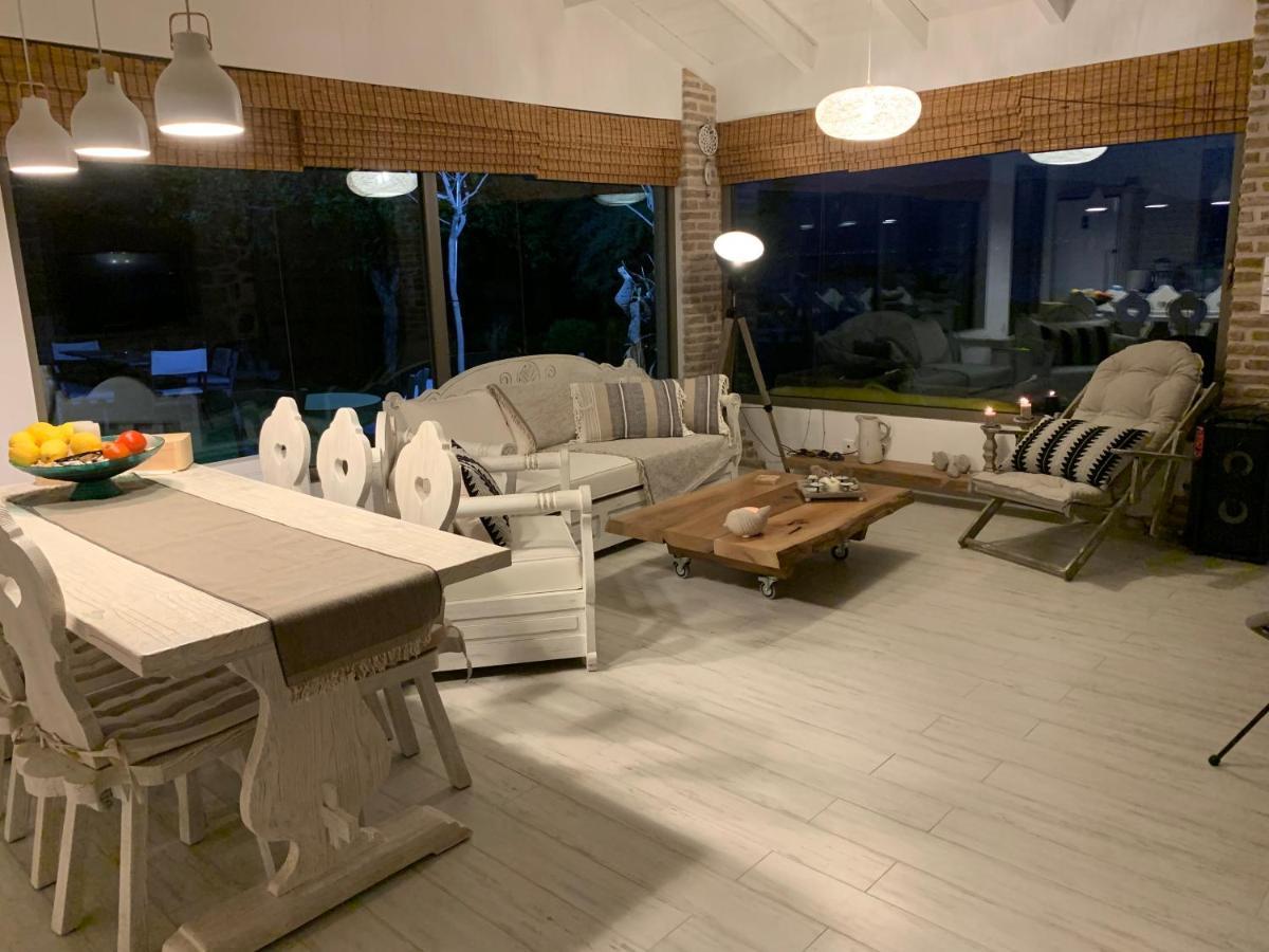 Klovino Beach House Douvia Exterior photo